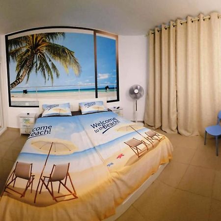 Blue Bay Paradise - Beach Front Apartment With Sea View Playa Paraiso  Dış mekan fotoğraf