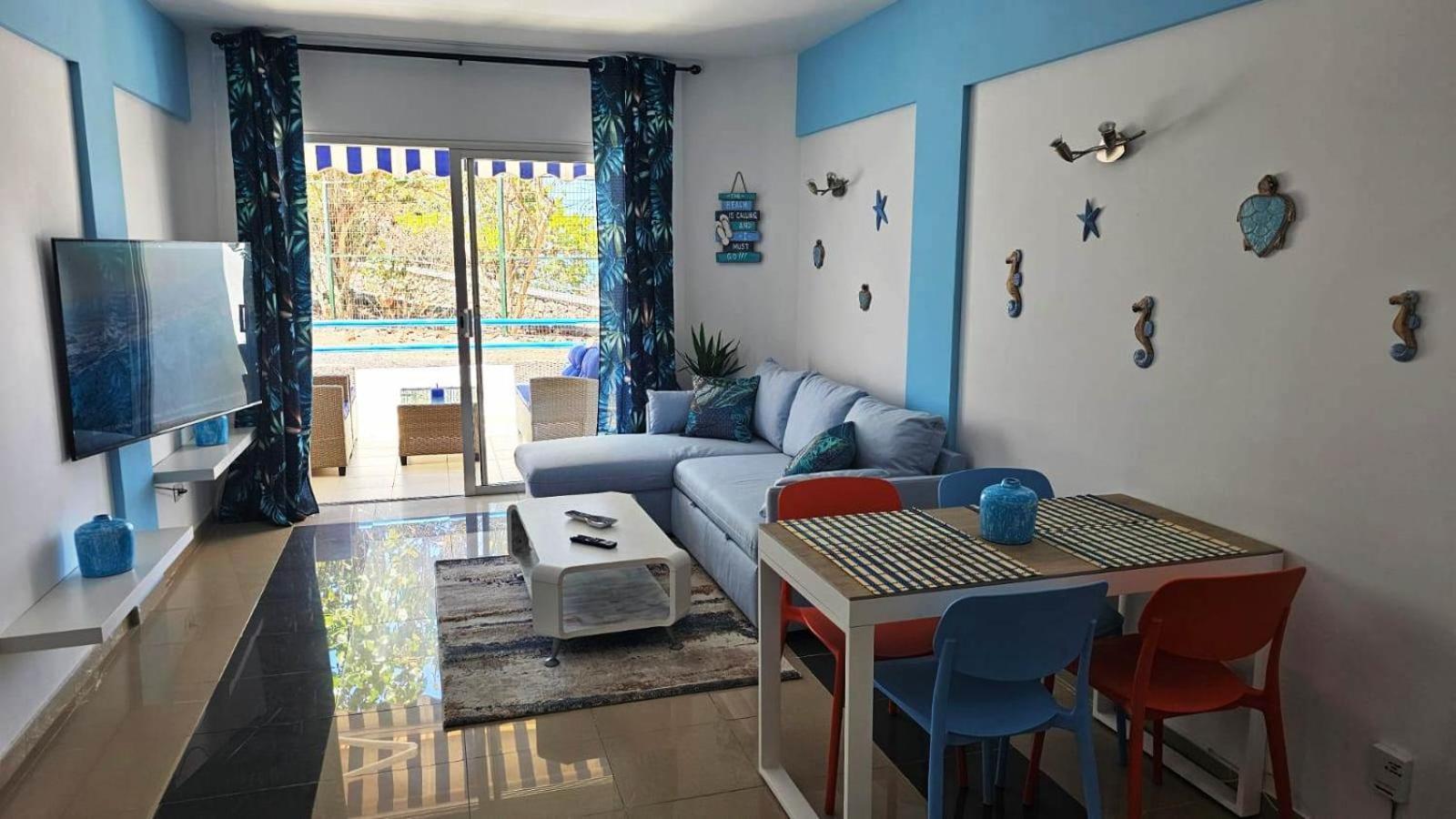 Blue Bay Paradise - Beach Front Apartment With Sea View Playa Paraiso  Dış mekan fotoğraf