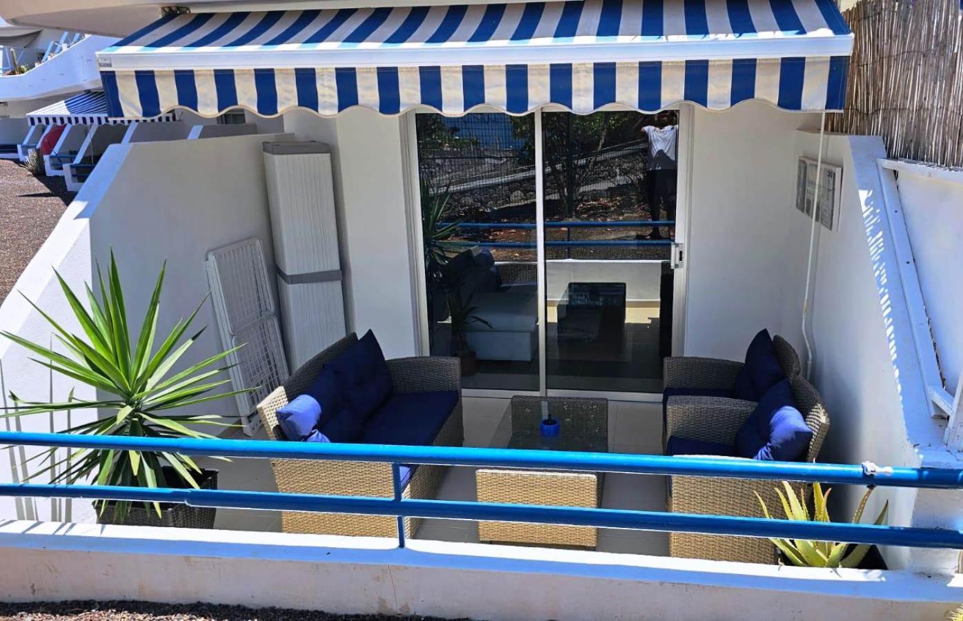 Blue Bay Paradise - Beach Front Apartment With Sea View Playa Paraiso  Dış mekan fotoğraf